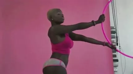 Hai con gà đen trong mông - đây không phải là tai phim sexy nhat ban tiếng cười khúc khích và hahanki dành cho bạn.