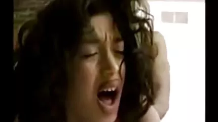 Louise đi làm cả ngày, nhưng may mắn thay, phim sexy nhat ban moi nhat số phận đã gửi cho cô tên khốn khủng bố Danny D!.