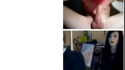Cô ấy hâm nóng bạn của con trai mình trong âm đạo của cô phim sexy nhật ấy.