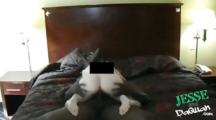 Ngủ quên trong ký túc phim sexy nhat ban xá với một cặp mông trần và đây là kết quả của nó.