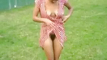 Học sinh địt mẹ kế khi phimsexy hay nhat bố đang đọc báo