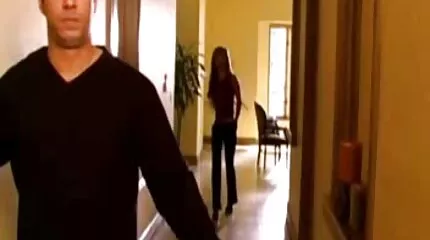 Latina đã lâu không có cu tốt nên cô ấy ném mình vào người qua đường!. phimsexy nhat