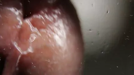 Cha dượng đã bị Leana xúc phạm vì cô ấy đã giật ra bằng một chiếc cờ lê có thể điều phim sexy nhat ban hay chỉnh trong nhà để xe và pha trò với cô ấy.
