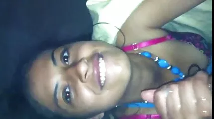 Cô gái gầy gò quyến rũ nhiếp ảnh phim sexy nhat ban hd gia và anh ta đủ điều.