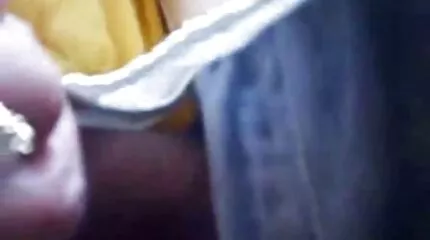Mẹ Addie Andrews phim sexy nhat ban say rượu và quyến rũ con trai mình.